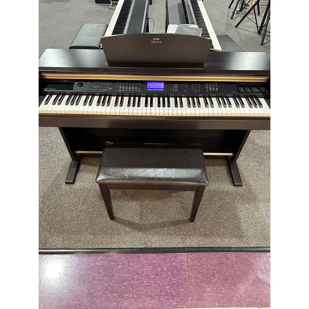 Piano Yamaha YDP-240V